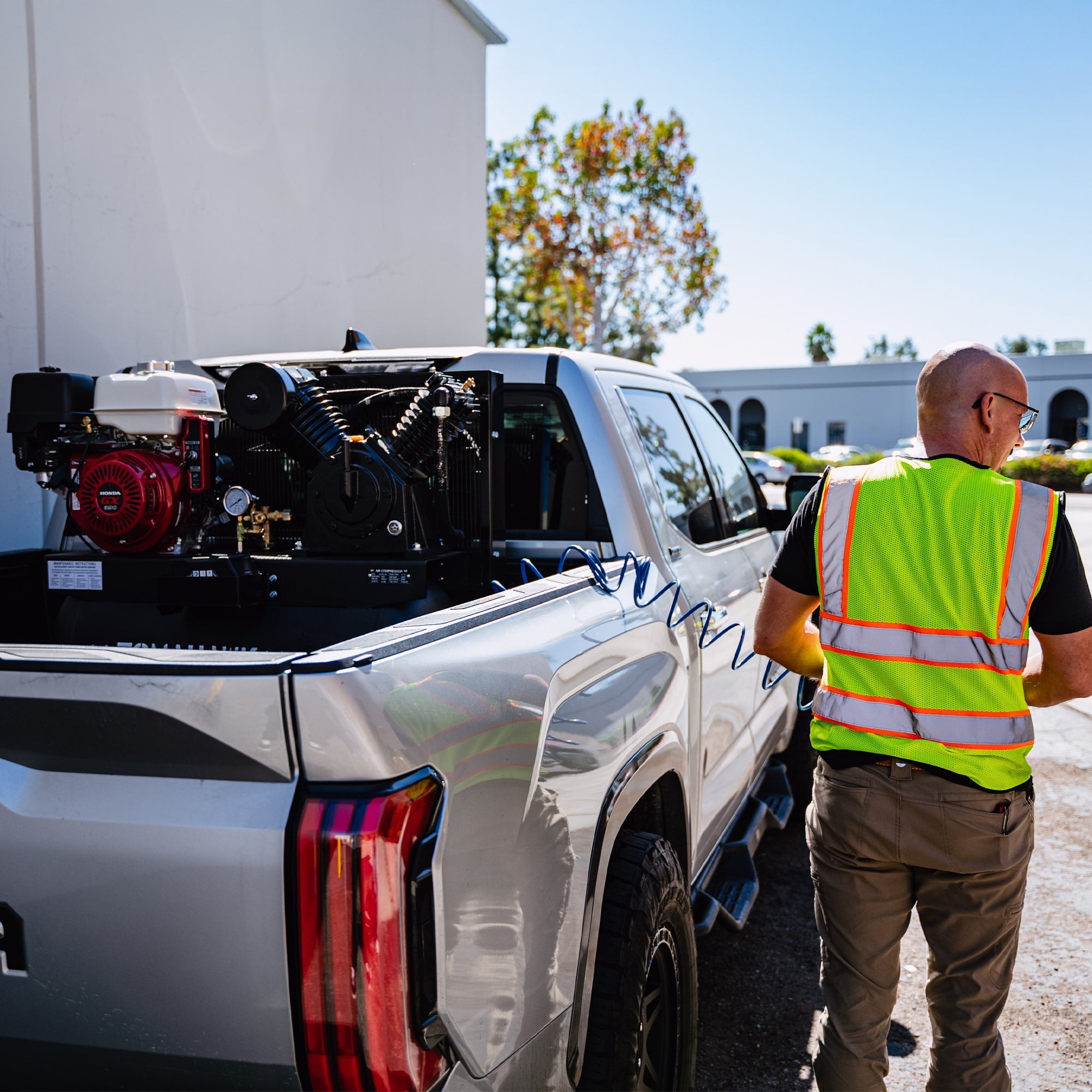 30 Gallon Air Compressor 13HP Honda GX390 Engine Horizontal Tank 24.4 CFM @ 90 PSI Gas-Powered